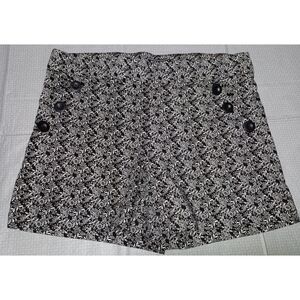 NYCC, Black and White Leaf Pattern Shorts, Woman Size 12